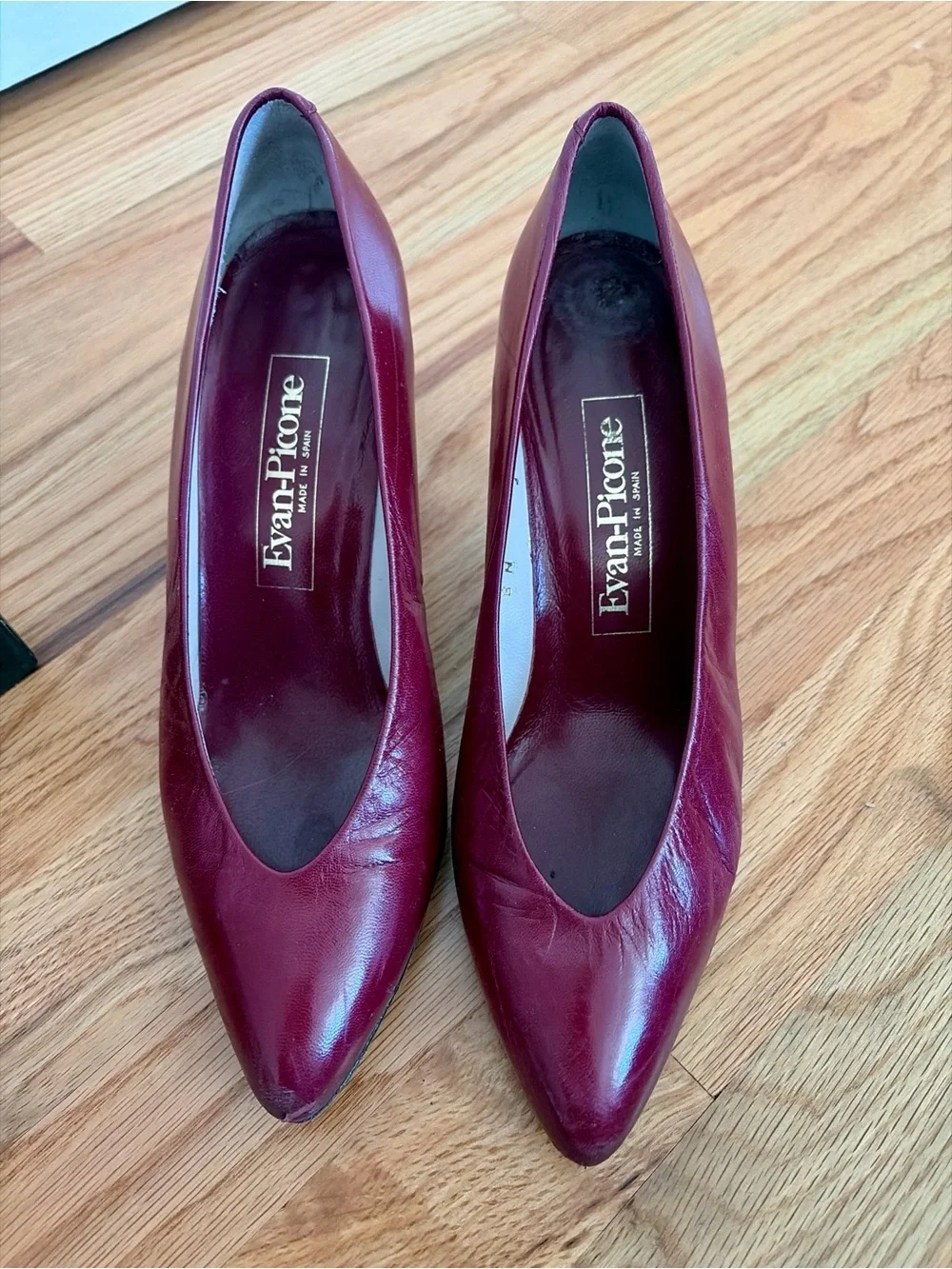 Vintage Evan-Picone Chianti Burgundy Leather Pumps Made in Spain 8N